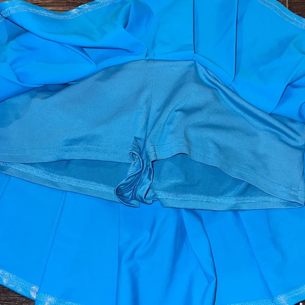 New Pink Shimmering Electric Blue Two-Piece Skirt Set - Picture 3 of 4
